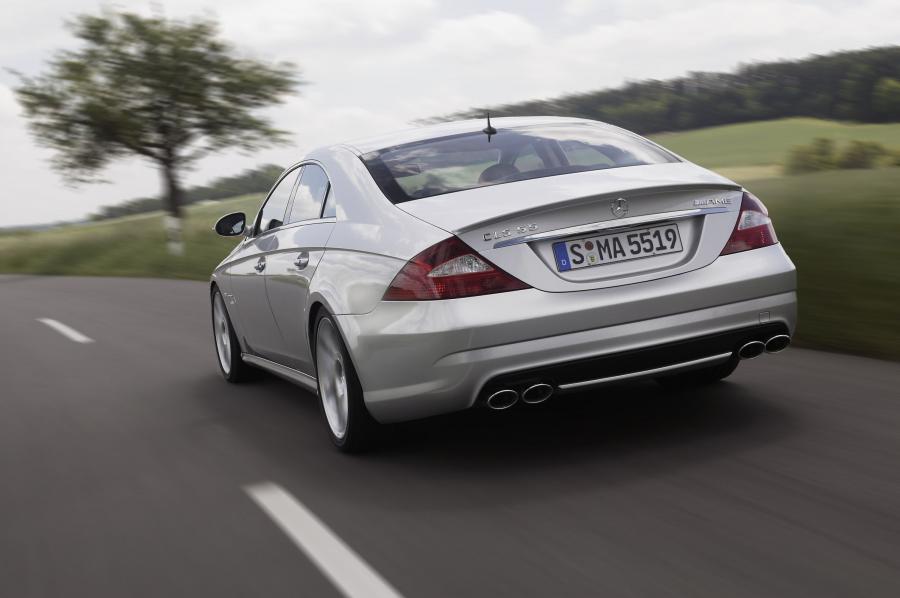  Mercedes-Benz CLS55 AMG 2005 года  (фото 11 из 40)